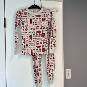 Hanna Andersson Holiday Baking Pajamas Kids size 130 (U.S. size 8)